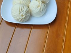 -李与白包子铺(桐梓林店)