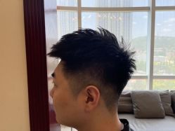 点击看大图 -Hello Lady发型设计