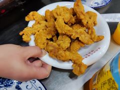 -宏兴烤鱼山庄(宣恩总店)