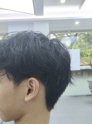 -首脑美发沙龙