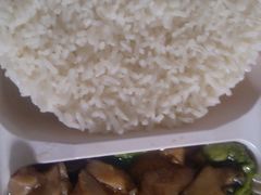 冬菇滑鸡饭-味先肠粉(珠光路店)