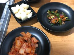 -肉甲韩国木炭烤肉(新壹街1店)