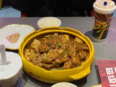-多嘴超级肉蟹煲(蕾莎店)