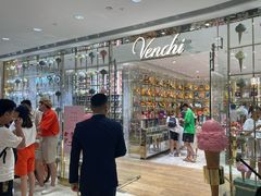 -VENCHI 闻绮(北京国贸商城店)