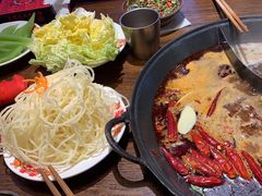 -萍姐火锅·公路夜市(武汉首店)