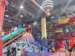 -欧酷世界动力星球(王府井奥莱UP TOWN店)