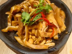 红油卤猪耳-老班长手工灌汤包老店(东山店)