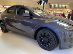 -TESLA 特斯拉(北京颐堤港体验店)