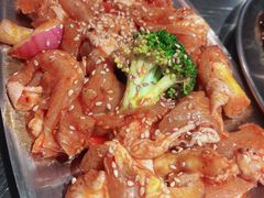 -马路牙子地桌烤肉(工体店)