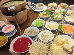 -聚汇三少·龙虾·中餐厅(莫邪路新天地店)