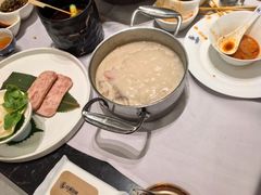 -红鼎豆捞·专注品质海鲜20年(宝丰路店)