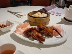 脆皮烧乳鸽-潮福城潮州大酒楼(湖滨北路店)