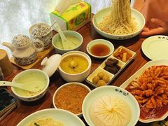 -裕兴记•蟹黄面馆(人民广场店)