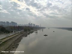 -南京眼步行桥