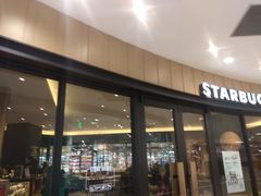 门面-星巴克臻选(华堂·新辰汇店)