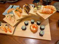 -俊屋料理·烧鸟·寿司·日泰融合菜(星际云汇店)