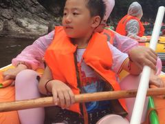 -安吉龙王山峡谷漂流