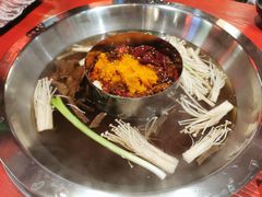 -谭鸭血老火锅(漳州路店)