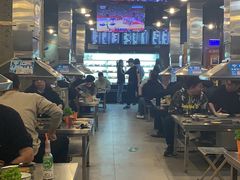 -马路牙子烧烤音乐酒馆(望京店)