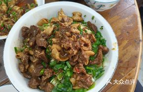Beef and Intestine Noodles