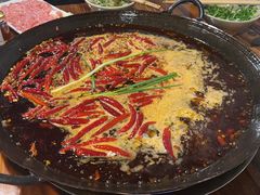 -六公里老火锅(总店)