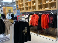 店内环境-美特斯邦威(新天地购物中心店)