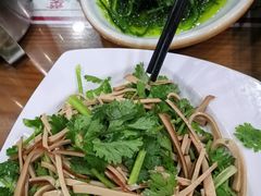 -上海小菜餐厅(理工大学店)