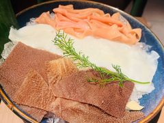 -三出山火锅(南京万象天地店)