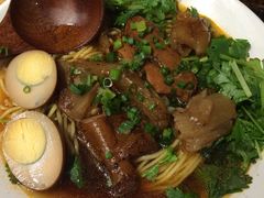 招牌红烧半筋半肉面-厝内小眷村(天河南一路店)