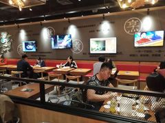 大堂-渝是乎酸菜鱼(龙旗购物中心店)