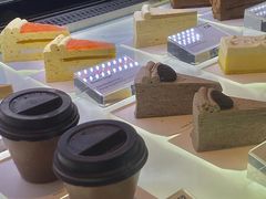 -Fridi Patisserie Cafe