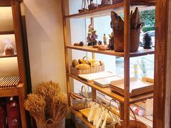 面包甜点陈列柜-那家面包房(珠江路店)