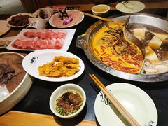 -大龙辣火锅·龙虾·烧烤(湖滨新天地店)
