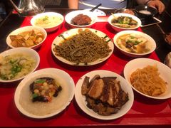 -蓝田九大碗民俗食府(蓝田店)