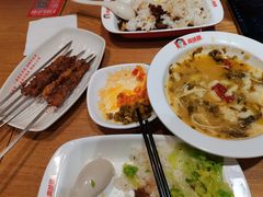 -南城香·饭香串香馄饨香(青年路店)