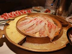 双层肥牛-猪啊牛呀羊啊铜盘烤肉(正大广场店)