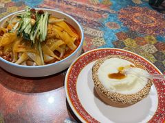 -乡村馕坑肉·烧烤·新疆菜·本地人更爱吃(阿勒泰首店)