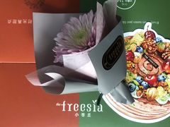 -小苍兰风铃草蛋糕甜品(沈阳店)