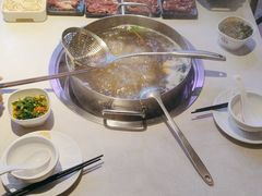-山海龙·潮汕牛肉火锅(奥林春天店)