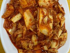 辣白菜炒五花肉-屋里家延边朝鲜族冷面(南园店)