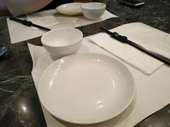 -港丽餐厅(正大店)