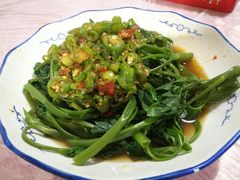 剁椒藤菜-洪霞餐馆