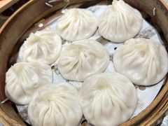 -莱莱小笼·乔艾