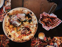 四季披萨-BOTTEGA意库(中骏世界城店)