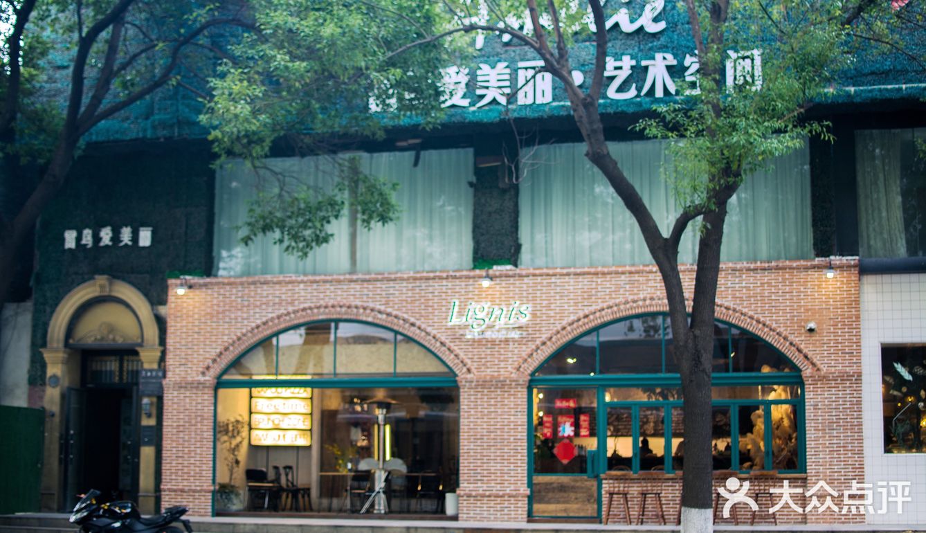 美食探店｜完全长在审美点上，两分钟出炉的窑烤披萨整起。🍕
