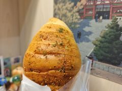 蒜蓉法香盐面包-红星前进面包牛奶公司(畅春园店)