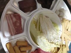 -鸡遇虾煲干锅火锅(小寨金莎店)
