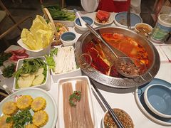 -左庭右院鲜牛肉火锅(七宝领展广场店)