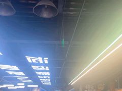 -极限PLAY运动娱乐新世界·团建派对潮玩休闲馆·室内蹦极高空游乐园
