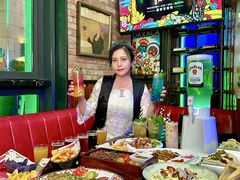 -Famous肥猫墨西哥音乐餐吧(五棵松华熙LIVE店)